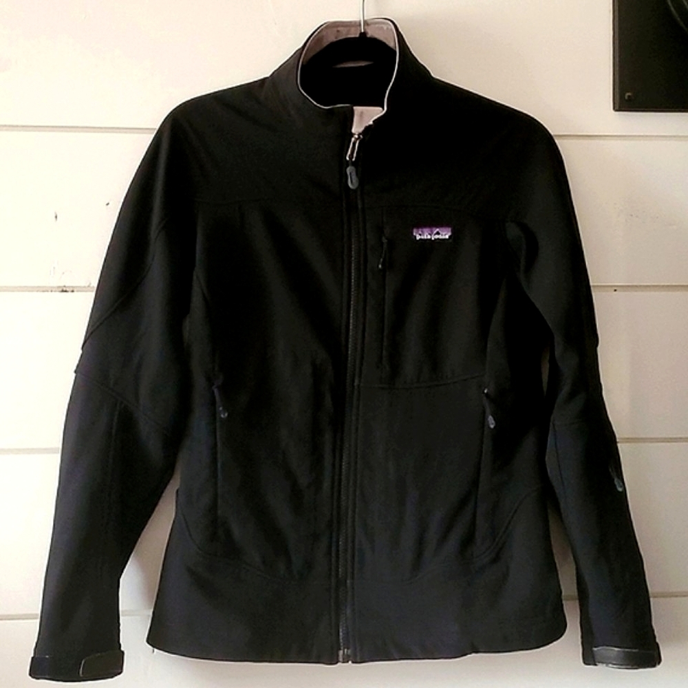 Patagonia Women's Soft Shell Jacket, Black XS, Style 85145F8 Hoodless